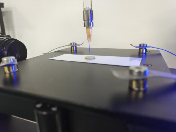 ���ʹ�ýӴ��ǲ����ǽ���ԭ���׵���ˮ�����ԶԱ�