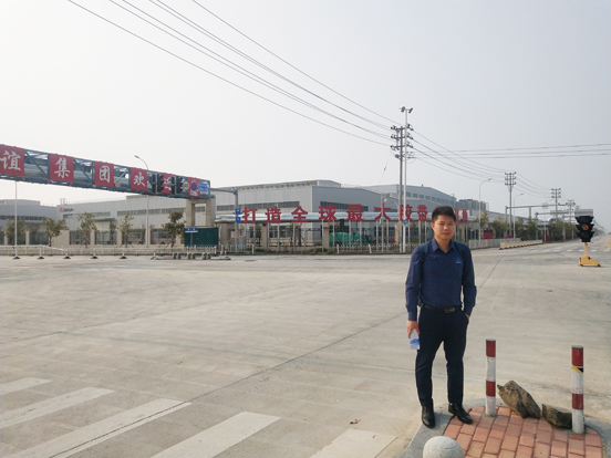 �������꼯��ǩ����˾�߾����Ͱ����������һ����